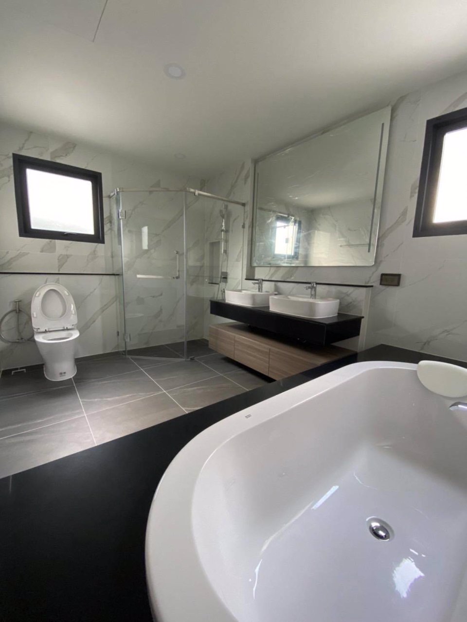 ให้เช่า-บ้านเดี่ยว-2-ชั้น-เดอะ-ซิตี้-วัชรพล-บ้านสวยสภาพดี-มีเฟอร์นิเจอร์พร้อมอยู่-ราคา-65000