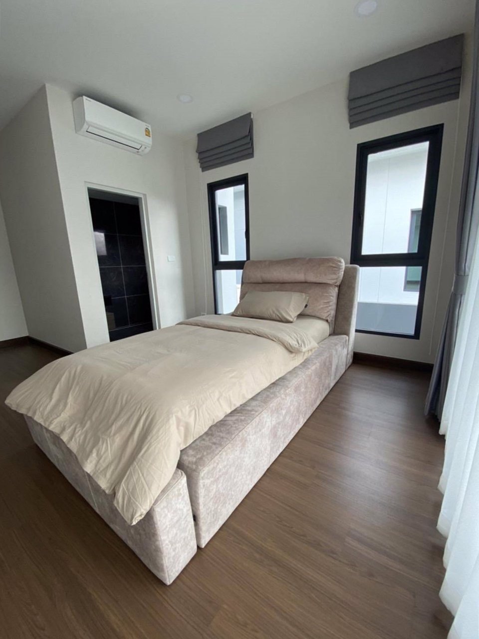 ให้เช่า-บ้านเดี่ยว-2-ชั้น-เดอะ-ซิตี้-วัชรพล-บ้านสวยสภาพดี-มีเฟอร์นิเจอร์พร้อมอยู่-ราคา-65000