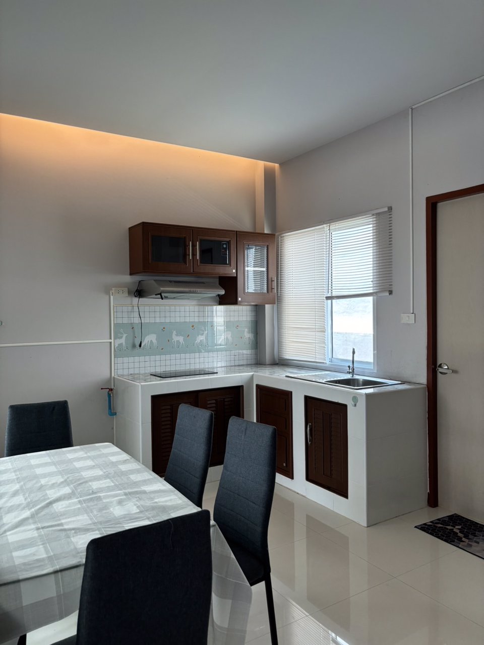 ให้เช่า-บ้านแฝดใหม่-มปัญฐิญา-แพรกษา-บ้านสวยสภาพดี-พร้อมอยู่-ราคา-17000-บาท