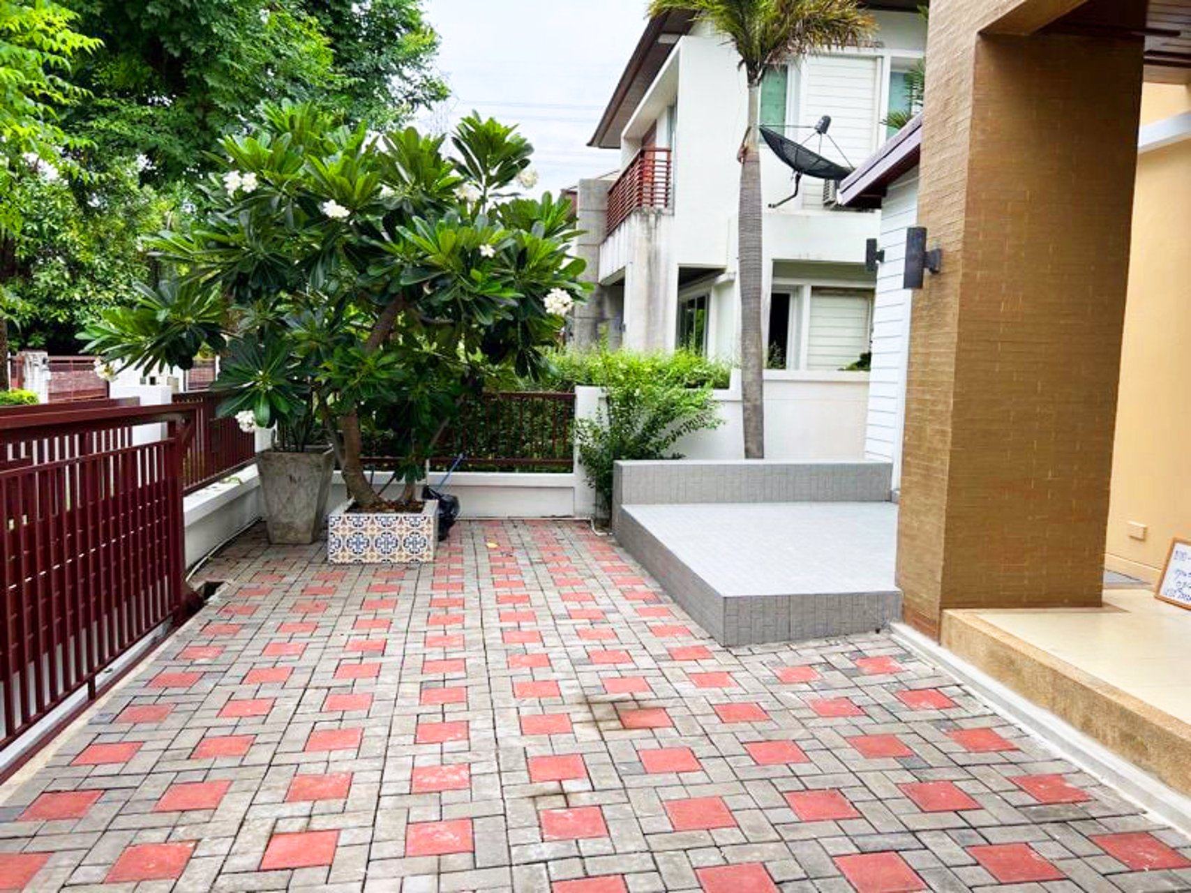 ให้เช่า-บ้านเดี่ยว-2-ชั้น-มบลูลากูน-บางนา-ตราด-กม8-บ้านสวยสภาพดี-เฟอร์นิเจอร์ครบพร้อมอยู่