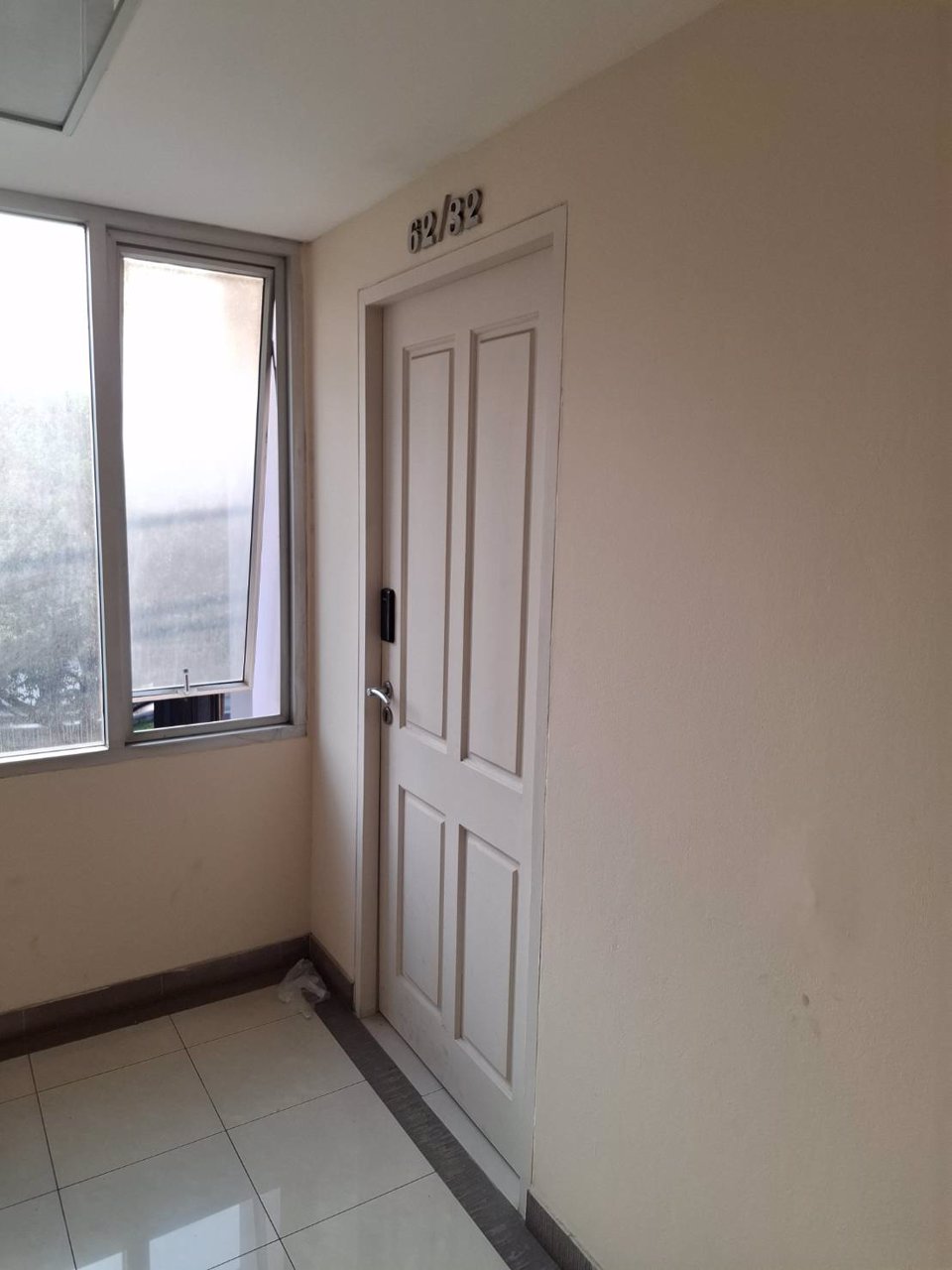 ขาย-คอนโดห้องมุม-เวอรันดา-เรสซิเดนท์-ถนนเพชรพระราม-เฟอร์นิเจอร์ครบ-พร้อมอยู่-ราคา-24-ล้านบาท