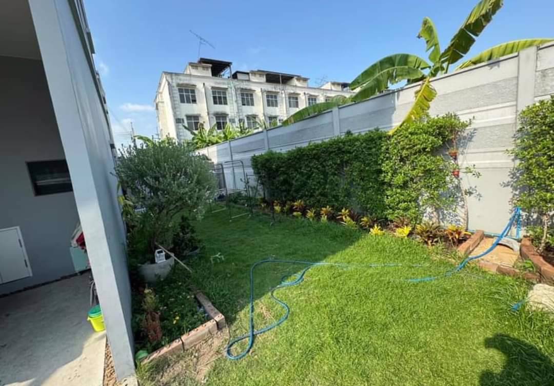 ให้เช่า-ทาวน์เฮ้าส์-2-ชั้น-หลังมุม-มแกรนด์พลีโน่-สุขาภิบาล5-วัชรพล-บ้านสวย-มีเฟอร์นิเจอร์-เล