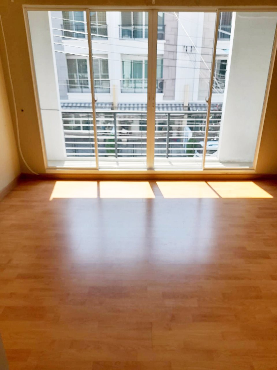 ให้เช่า-ทาวน์โฮม-3-ชั้น-มs-sense-ศรีนครินทร์-เยื้องพาราไดซ์-พาร์ค-บ้านสวยสภาพดี