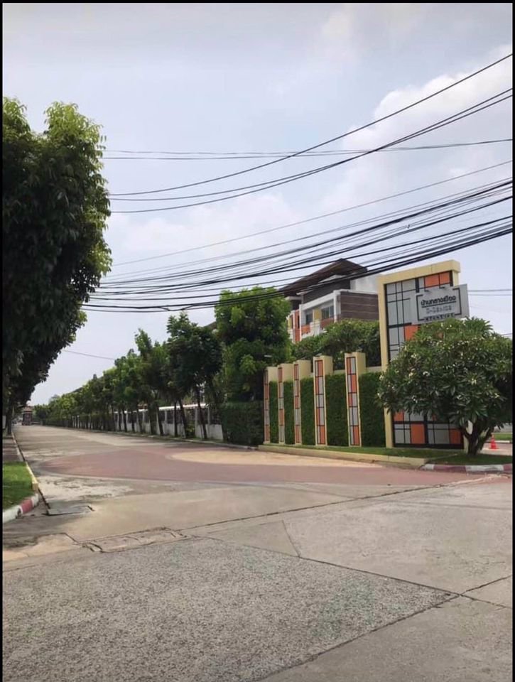 ให้เช่า-ทาวน์โฮม-3-ชั้น-มs-sense-ศรีนครินทร์-เยื้องพาราไดซ์-พาร์ค-บ้านสวยสภาพดี