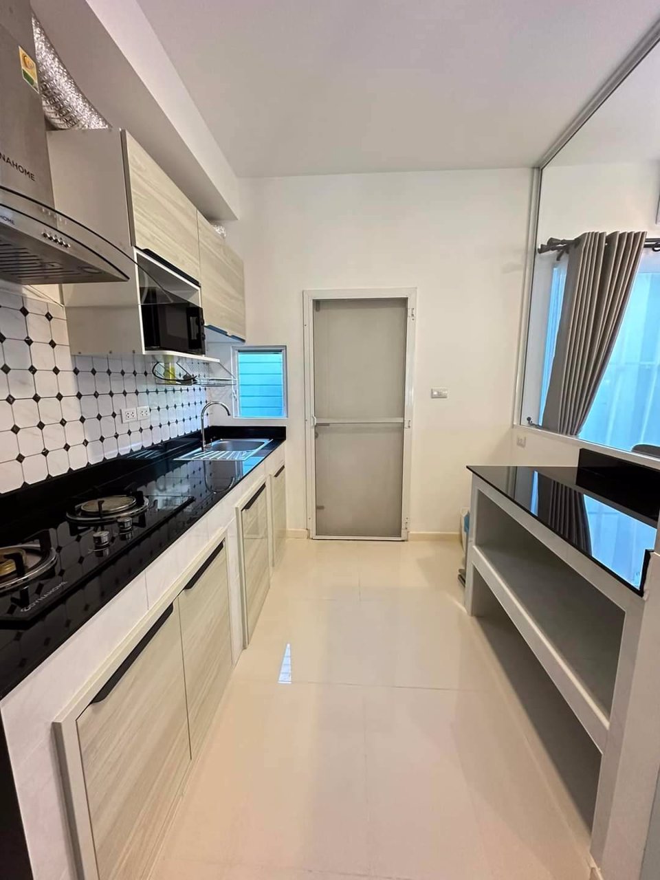 ให้เช่า-ทาวน์โฮม-2-ชั้น-มอินดี้-4-บางนา-กม7-บ้านสวย-ทำเลดี-ใกล้เมกกะ-บางนา-มีเฟอร์นิเจอร์พร