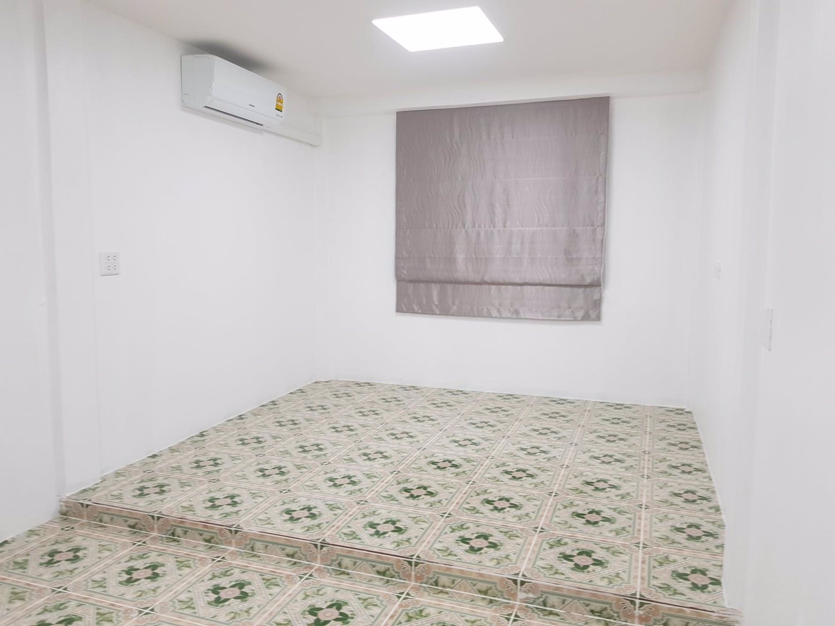 ให้เช่า-บ้าน-2-ชั้น-ใกล้-bts-แบริ่ง-บ้านสวยสภาพดี-มีเฟอร์นิเจอร์พร้อมอยู่-ราคา-22500-บาท