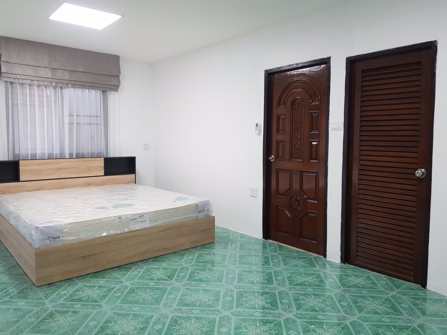 ให้เช่า-บ้าน-2-ชั้น-ใกล้-bts-แบริ่ง-บ้านสวยสภาพดี-มีเฟอร์นิเจอร์พร้อมอยู่-ราคา-22500-บาท