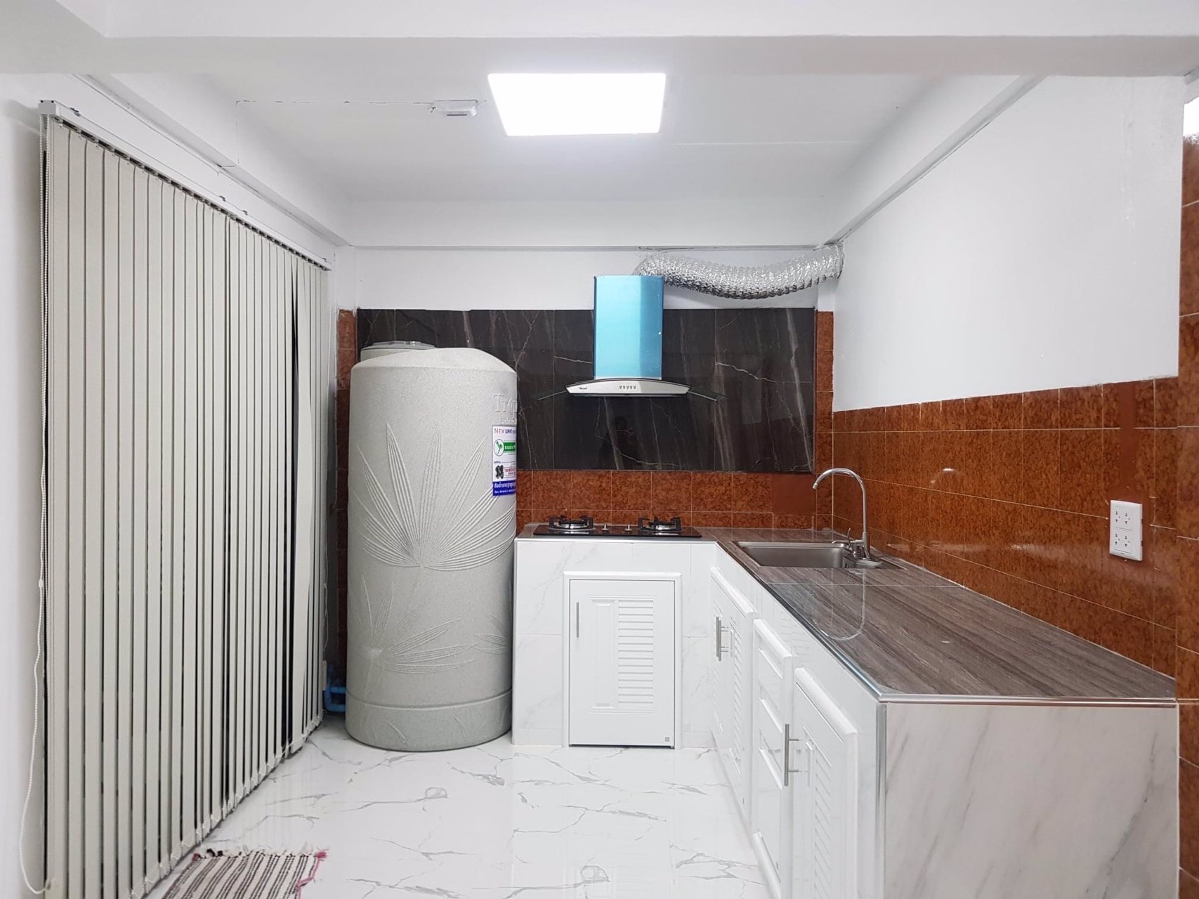 ให้เช่า-บ้าน-2-ชั้น-ใกล้-bts-แบริ่ง-บ้านสวยสภาพดี-มีเฟอร์นิเจอร์พร้อมอยู่-ราคา-22500-บาท