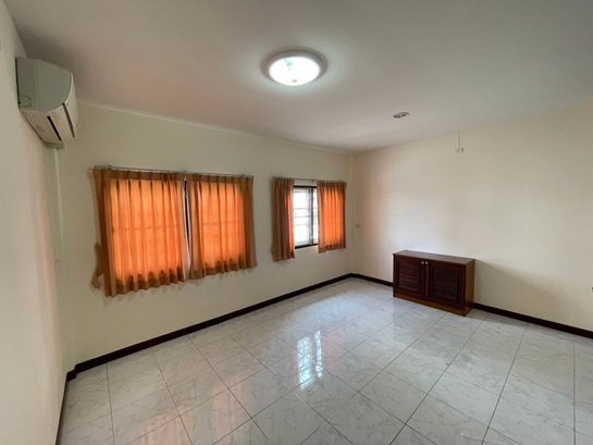 ให้เช่า-ทาวน์เฮ้าส์-ซอยอุดมสุข-51-บ้านสวย-สภาพดี-ทำเลใกล้-bts-ทั้งสายสีเหลืองและสีเขียว-พักอา