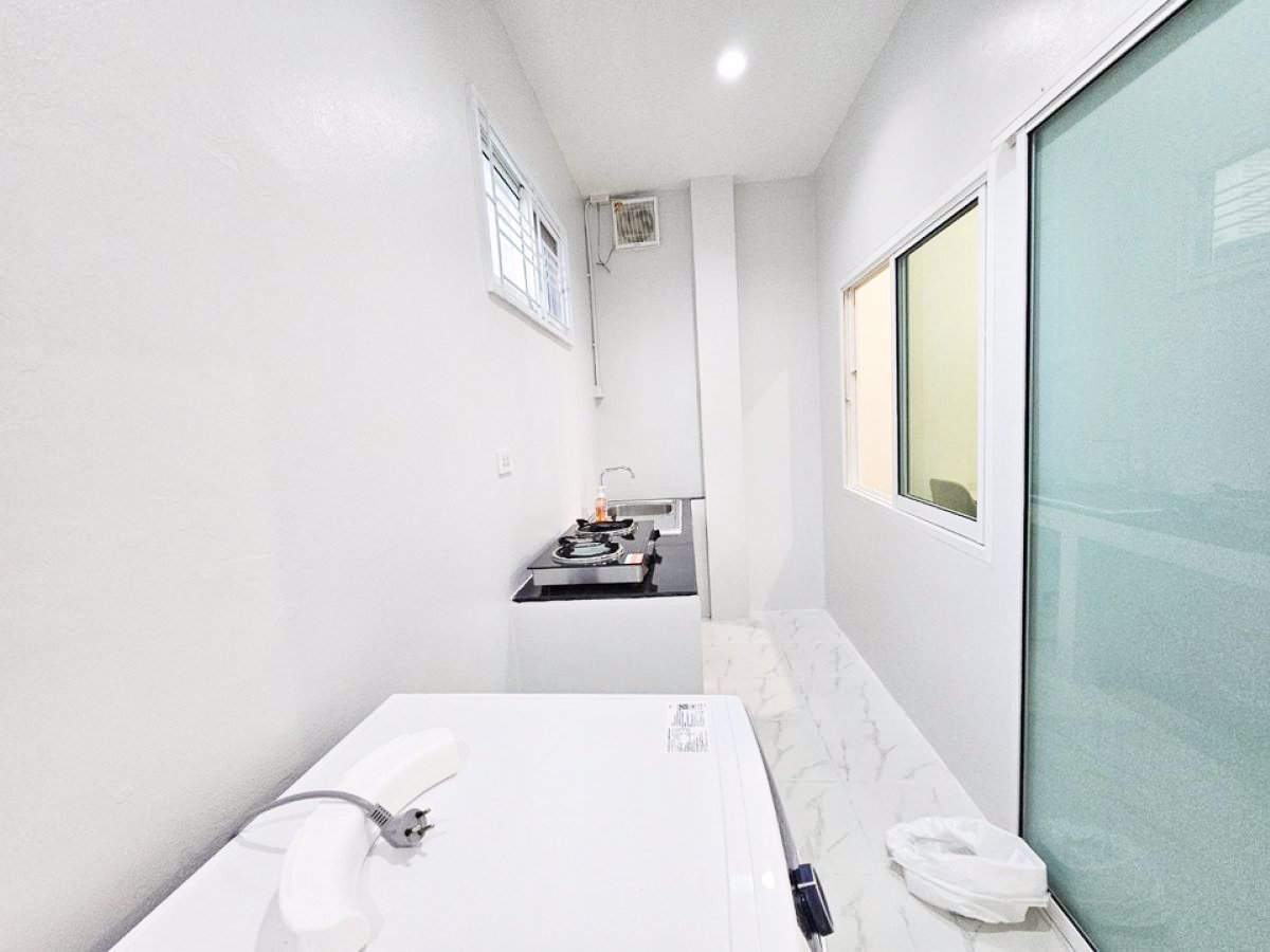 ทาวน์เฮ้าส์-2-ชั้น-หลังมุม-มชลดิษฐ์-อยู่ใกล้-โลตัสมอลล์-สมุทรปราการ-บ้านสวย-เฟอร์ครบ