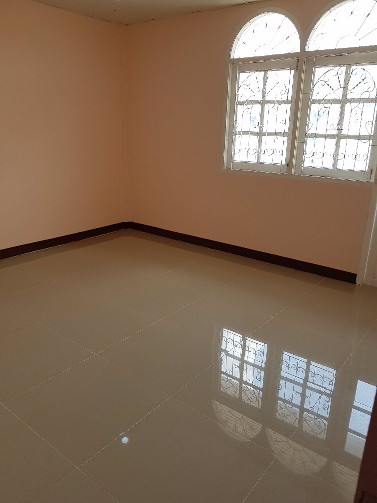 3ชั้น4ห้องนอนขายบ้านซอยเรวดีถนนรัตนาธิเบศใกล้เซ็นทรัล-ใกล้รถไฟฟ้ารัตนาธิเบศกับติวานนท์17วา-3ห้องน้ำ