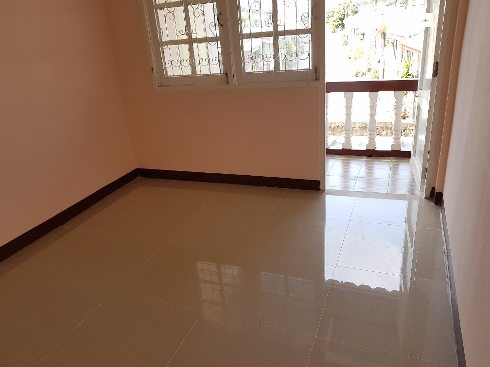 3ชั้น4ห้องนอนขายบ้านซอยเรวดีถนนรัตนาธิเบศใกล้เซ็นทรัล-ใกล้รถไฟฟ้ารัตนาธิเบศกับติวานนท์17วา-3ห้องน้ำ