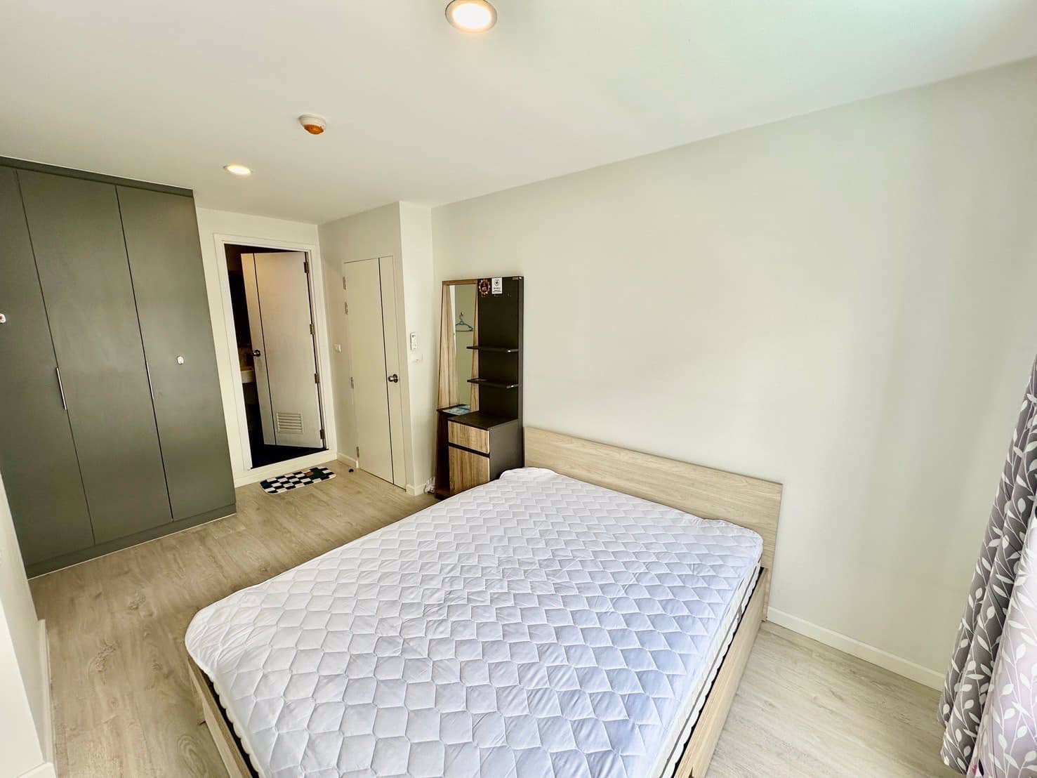 ขายด่วน-พลัส-คอนโด-อยุธยา-พาร์ค