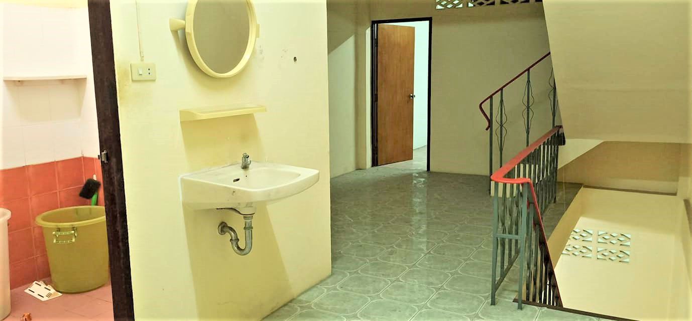 ขายตึกแถว-3-ชั้นครึง-เทียนทะเลซอย-16