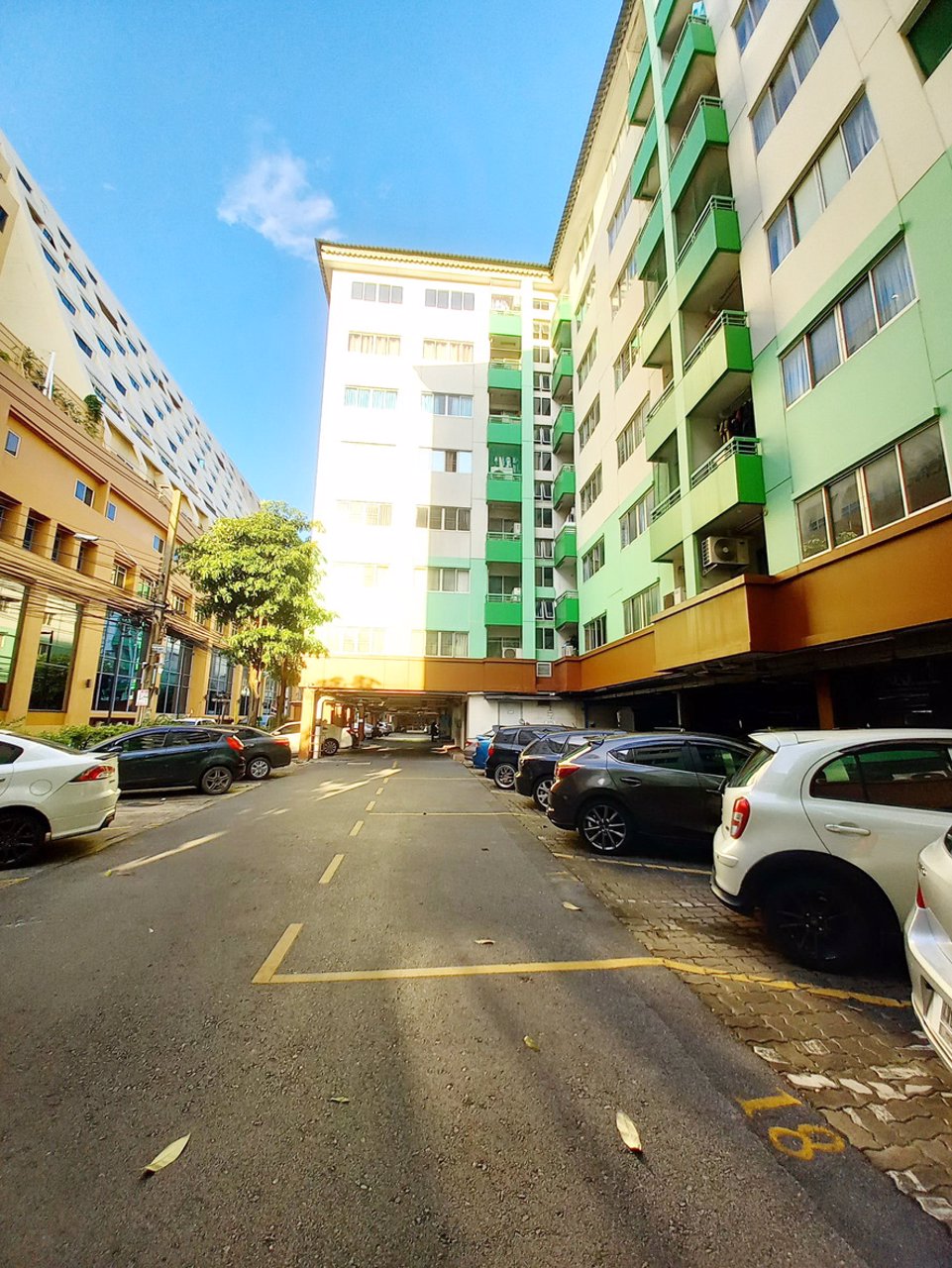 ขายด่วน-คอนโดลุมพินีเซ็นเตอร์-ลาดพร้าว-111-ตกแต่งพร้อมเข้าอยู่