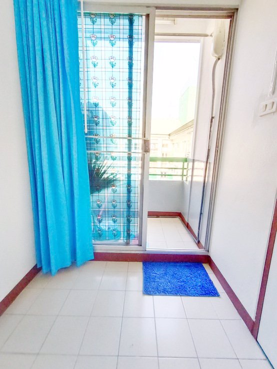 ขายด่วน-คอนโดลุมพินีเซ็นเตอร์-ลาดพร้าว-111-ตกแต่งพร้อมเข้าอยู่