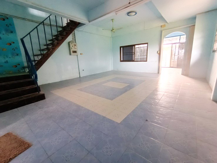 ขาย-ทาวน์เฮ้าส์-2-ชั้น-ถนนลาดพร้าว-101-แยก-32-พร้อมเข้าอยู่