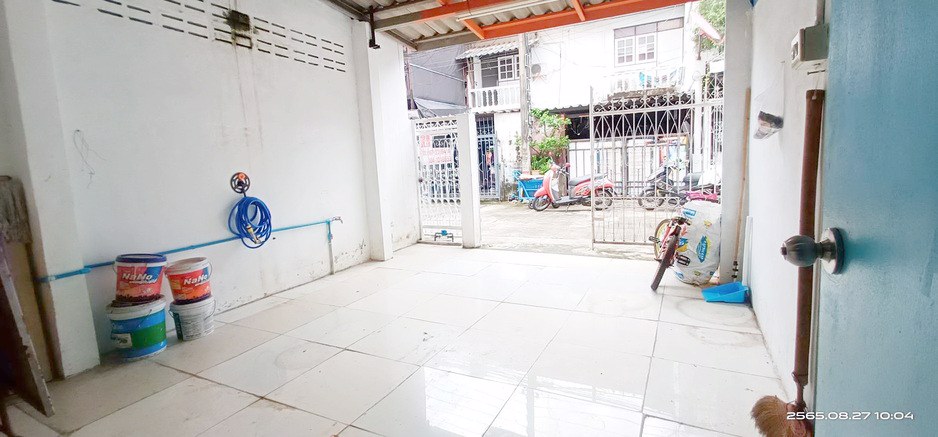 ขายถูก-ทาวน์เฮ้าส์-2-ชั้น-อยู่ซอยนวลจันทร์-8-เดินทางสะดวกมาก