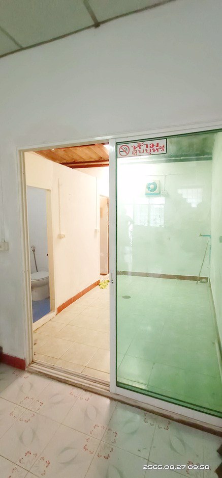 ขายถูก-ทาวน์เฮ้าส์-2-ชั้น-อยู่ซอยนวลจันทร์-8-เดินทางสะดวกมาก