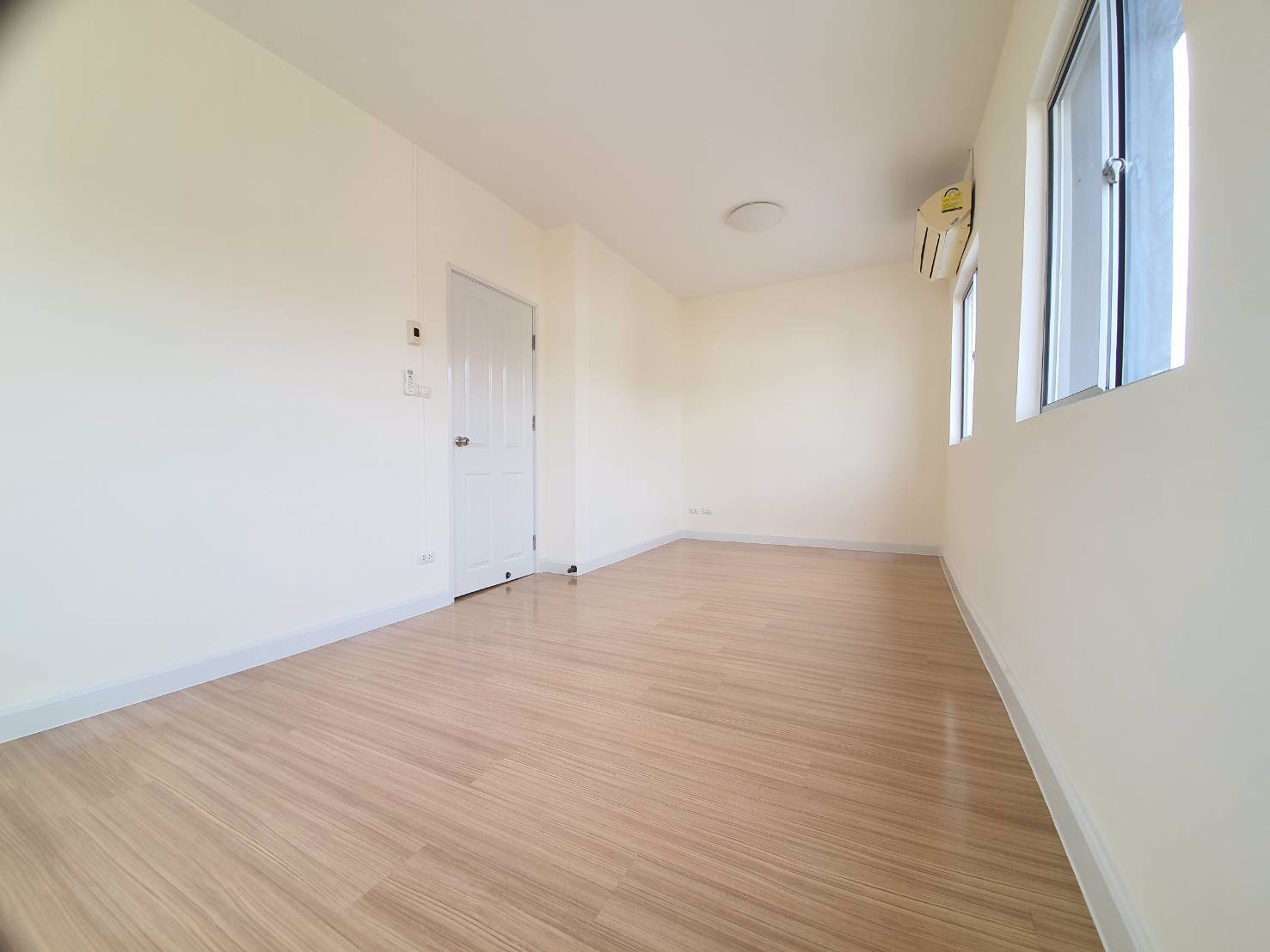 239-ล้านเท่านั้น-สวยสุดในโครงการ-พฤกษา-79-แก้วอินทร์-บางใหญ่-24-ตรวา-หัวมุม-เป็นส่วนตัวต่อเติมหลัง