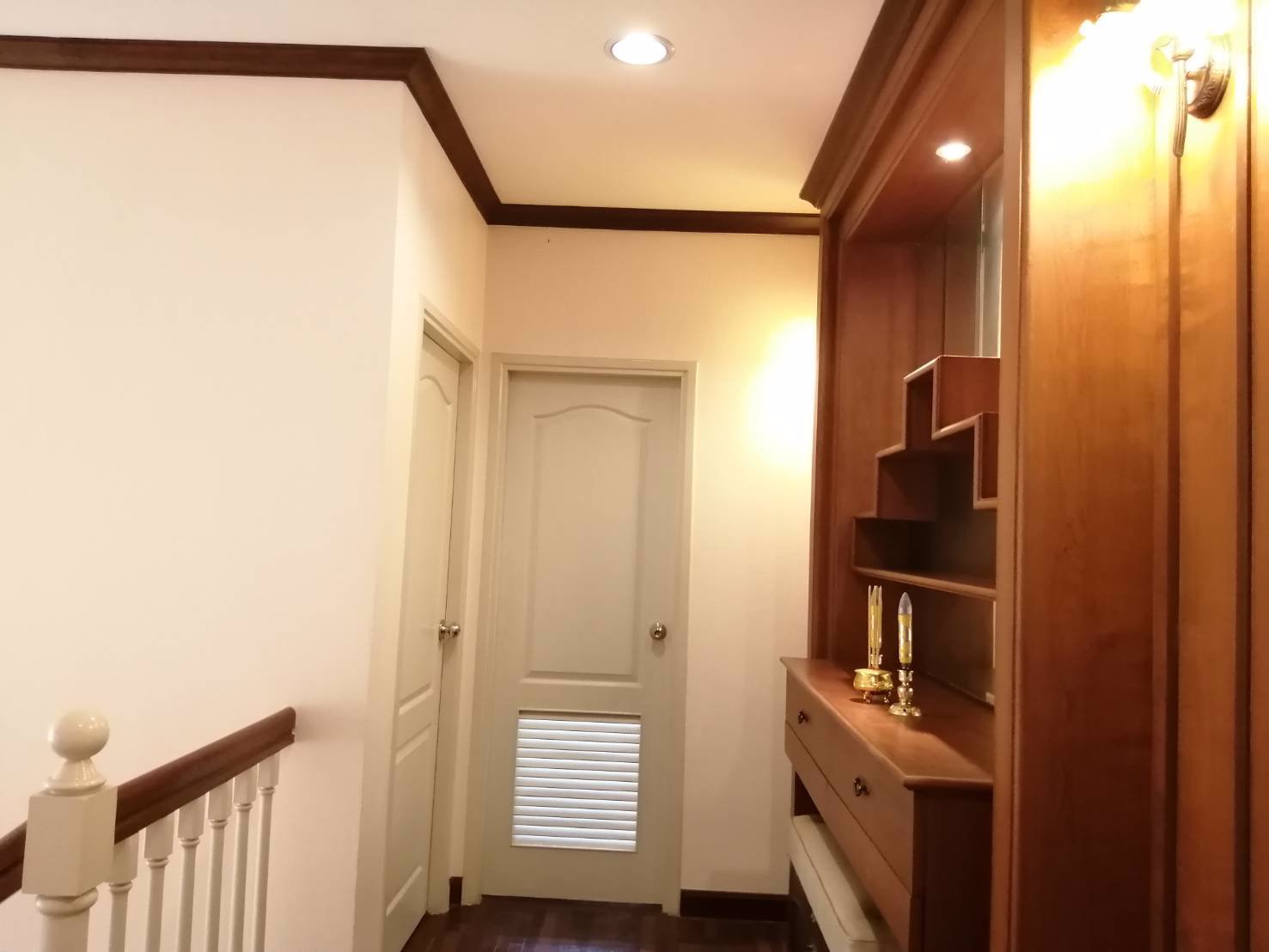 ขาย-หรือ-ให้เช่าบ้าน-รามคำแหง-190-1-พาร์คเวย์ชาเล่ต์-เฟอร์นิเจอร์ครบ-3นอน-3น้ำ-55ตรว-พร้อม1-3-66