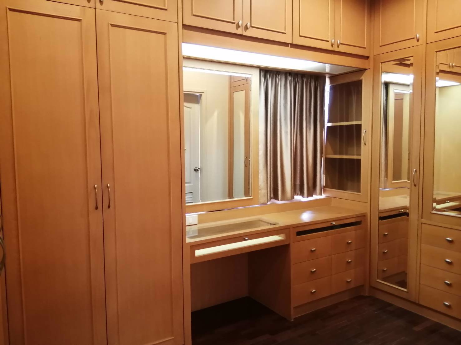 ขาย-หรือ-ให้เช่าบ้าน-รามคำแหง-190-1-พาร์คเวย์ชาเล่ต์-เฟอร์นิเจอร์ครบ-3นอน-3น้ำ-55ตรว-พร้อม1-3-66