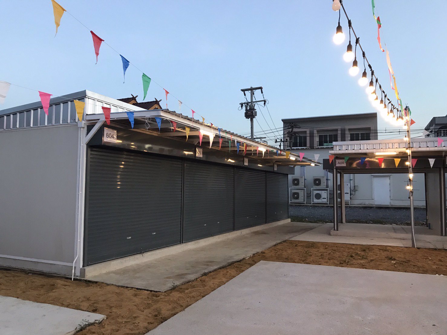 พื้นที่ให้เช่าทำร้านค้า-ร้านอาหาร-หลังเซเว่น-ใกล้-รรนายร้อยสามพราน-นครปฐม