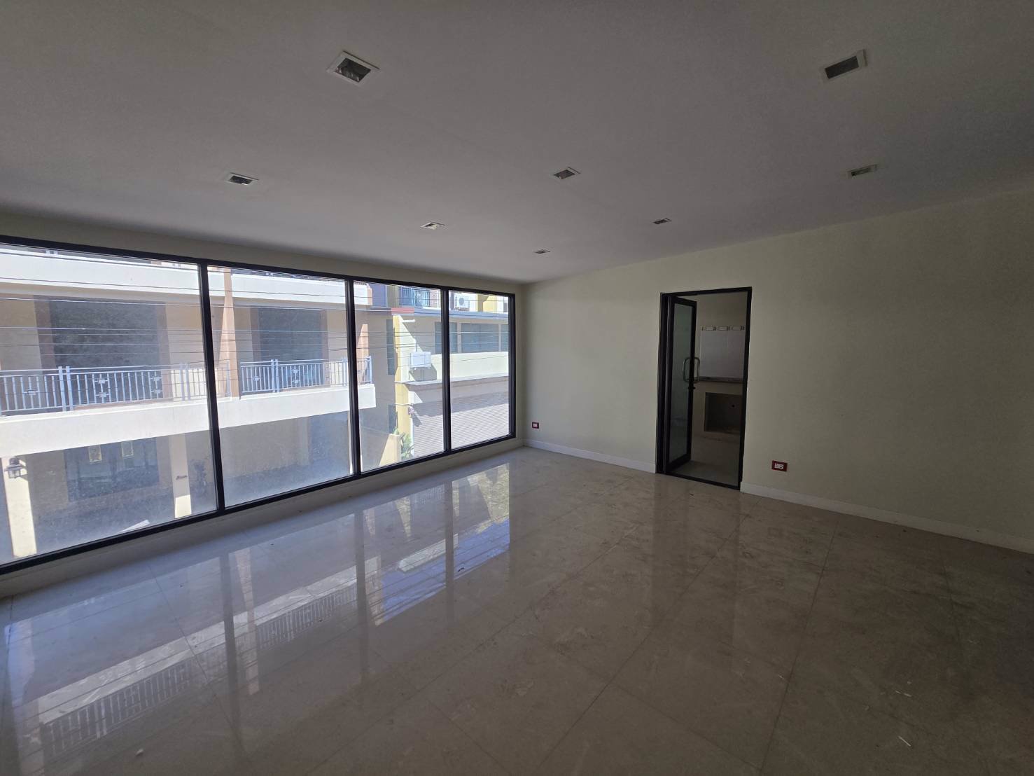 ถูกที่สุดในโครงการ-ขายต่ำกว่าราคาตลาด-โครงการไชน่าทาวน์-ศาลายา-109m-เท่านั้น