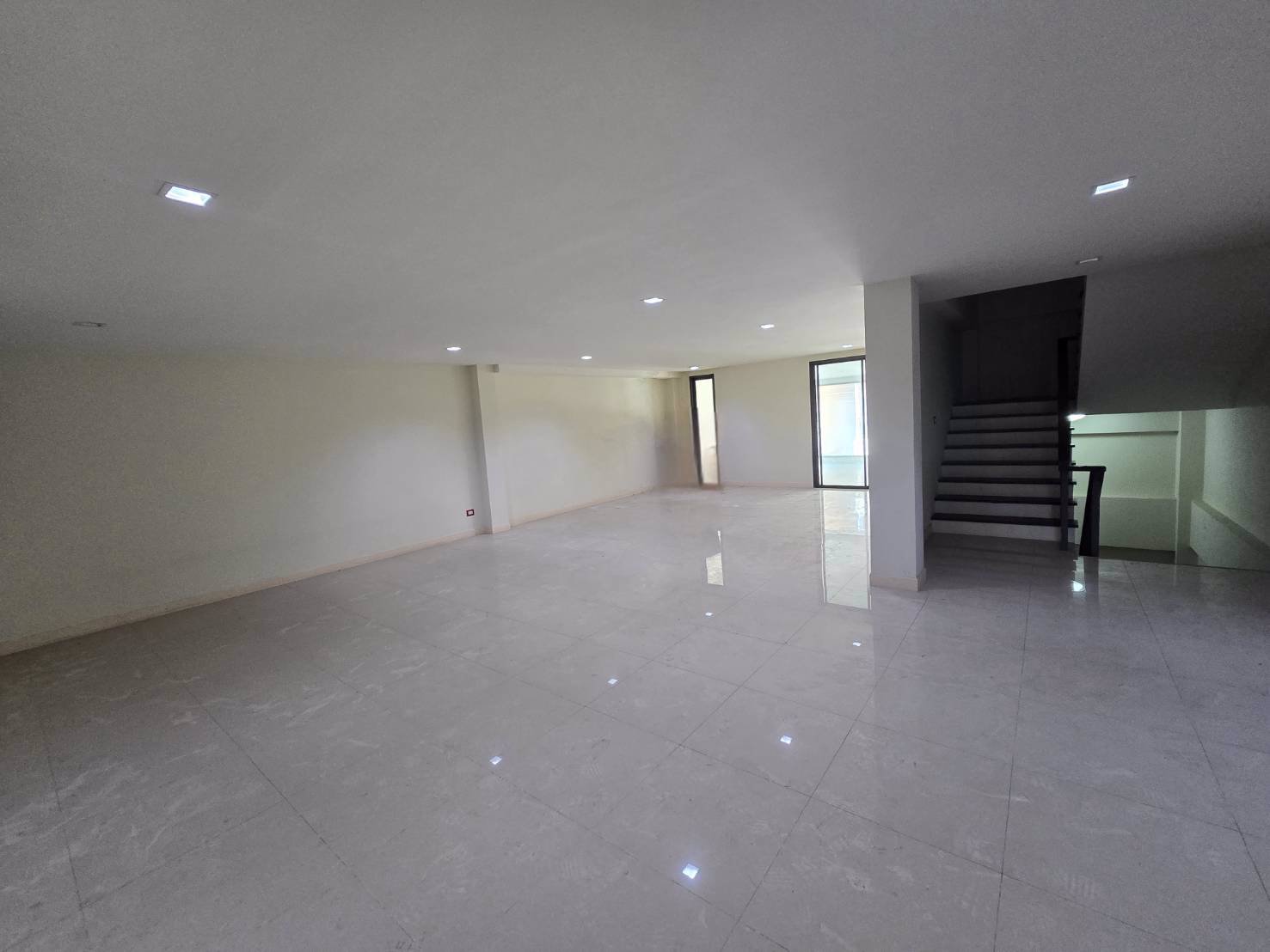 ถูกที่สุดในโครงการ-ขายต่ำกว่าราคาตลาด-โครงการไชน่าทาวน์-ศาลายา-109m-เท่านั้น