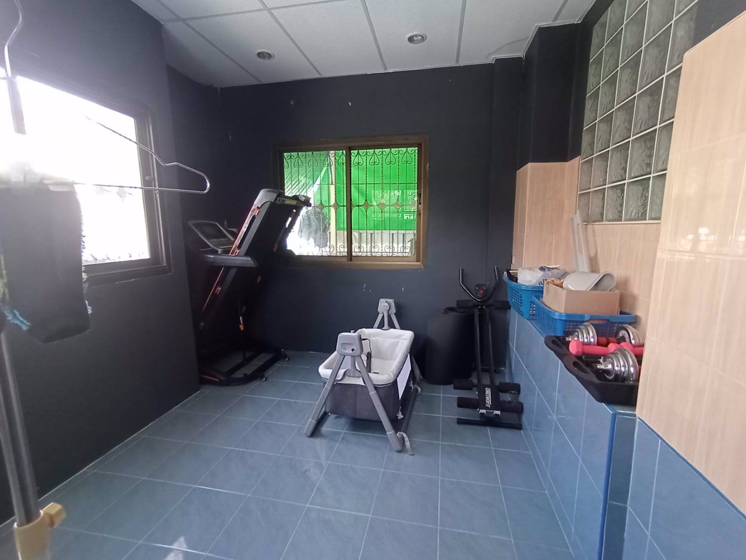 ทาวน์เฮาส์-2-ชั้น-ทำเลพระราม5-ตรงข้ามเซ็นทรัลเวสต์วิลล์ราชพฤกษ์