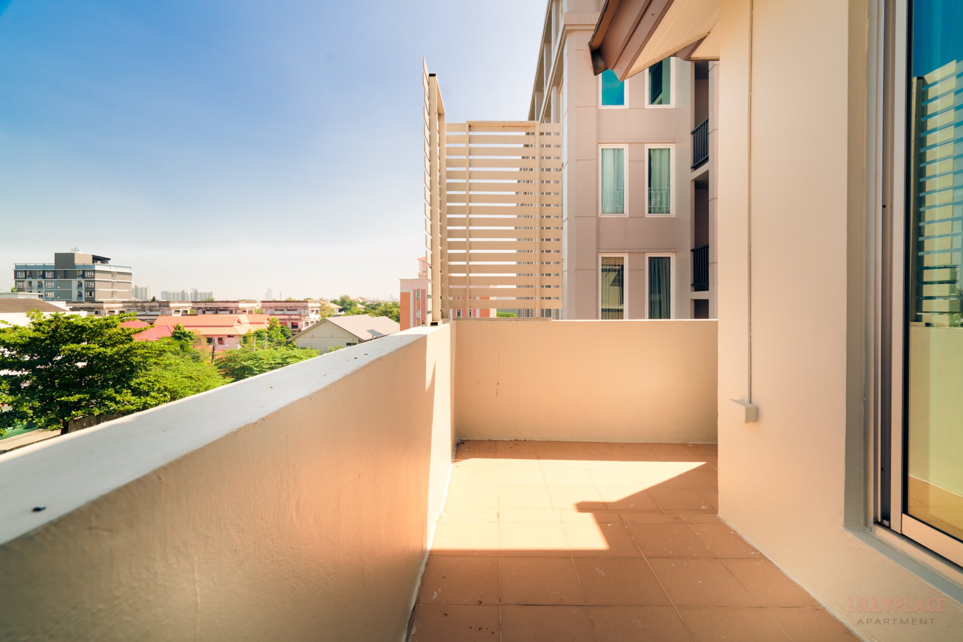 ลิลลี่เพลส-ห้องพัก-ที่พัก-ห้องเช่ารายเดือน-ระยะสั้น-ใกล้รถไฟฟ้าbtsบางนา-แบริ่ง-สำโรง-ไบเทค-สุขุมวิท