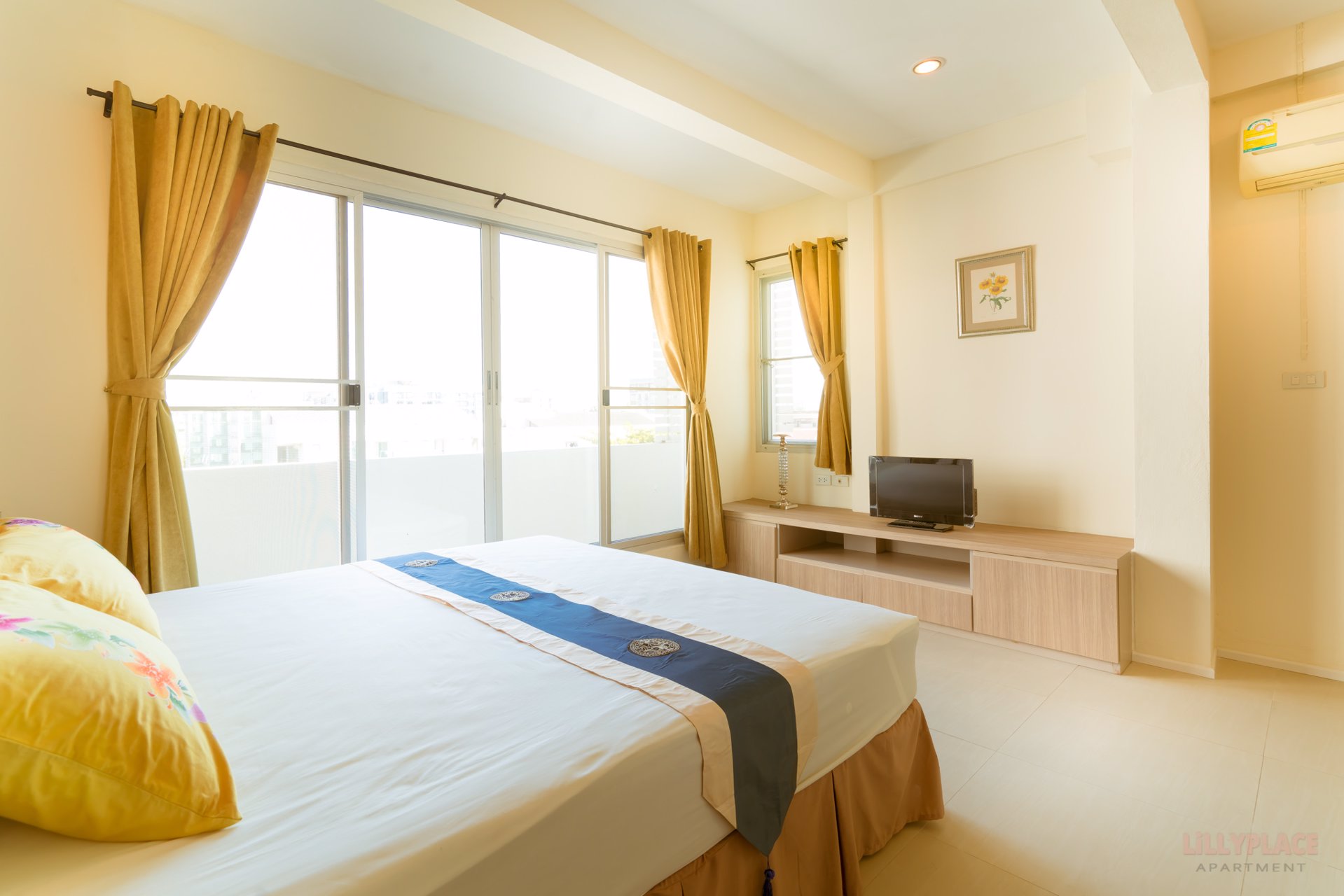 ลิลลี่เพลส-ห้องพัก-ที่พัก-ห้องเช่ารายเดือน-ระยะสั้น-ใกล้รถไฟฟ้าbtsบางนา-แบริ่ง-สำโรง-ไบเทค-สุขุมวิท