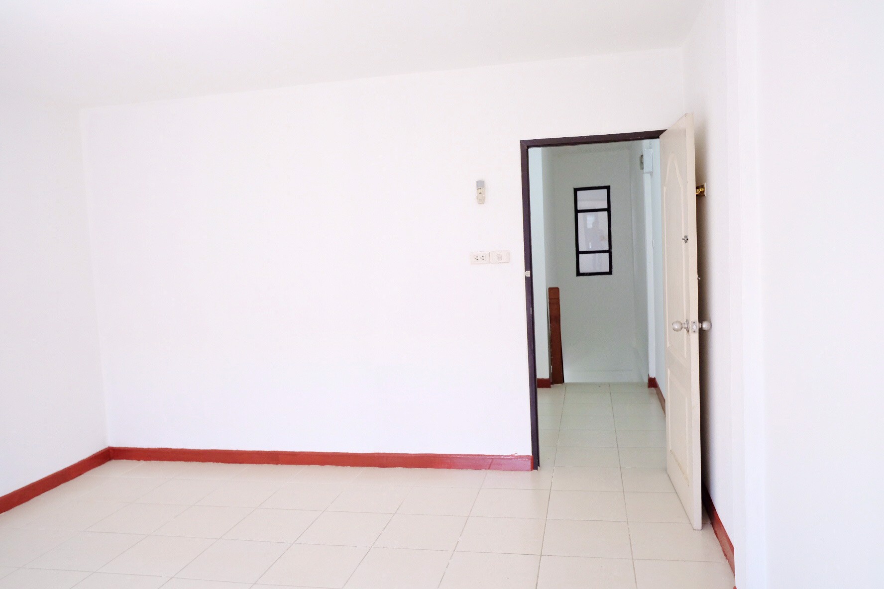 ขายทาวน์เฮาส์-มเคซีรามอินทรา-6-ซอยพระยาสุเรนทร์-45-เขตคลองสามวา-ใกล้แฟชั่นไอส์แลนด์