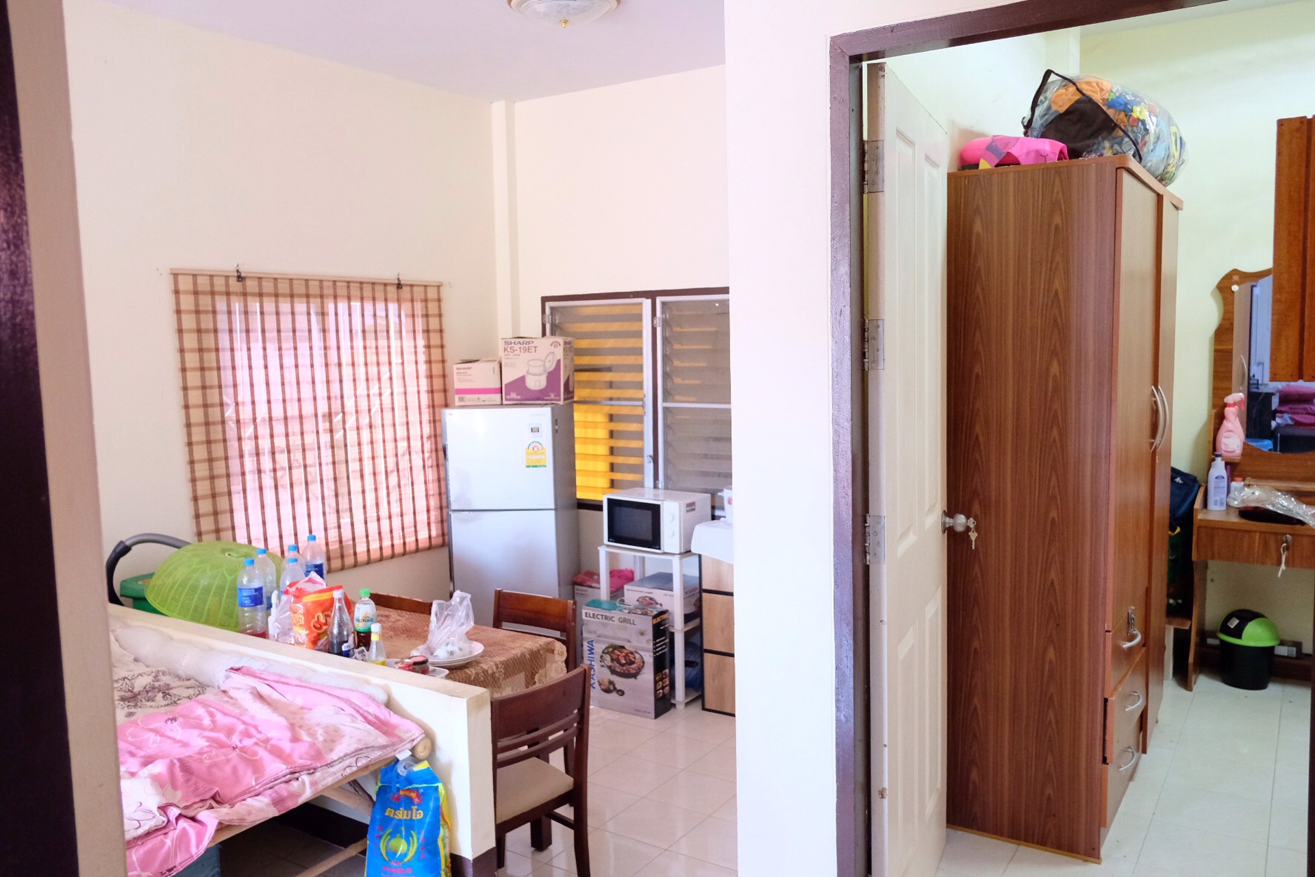 ขาย-บ้านเดี่ยว-หมู่บ้าน-วัฒนา-สุวินทวงศ์-สุวรรณภูมิ-ถนนร่วมพัฒนา-ลำต้อยติ่ง-หนองจอก-ใกล้กรมขนส่ง-พื