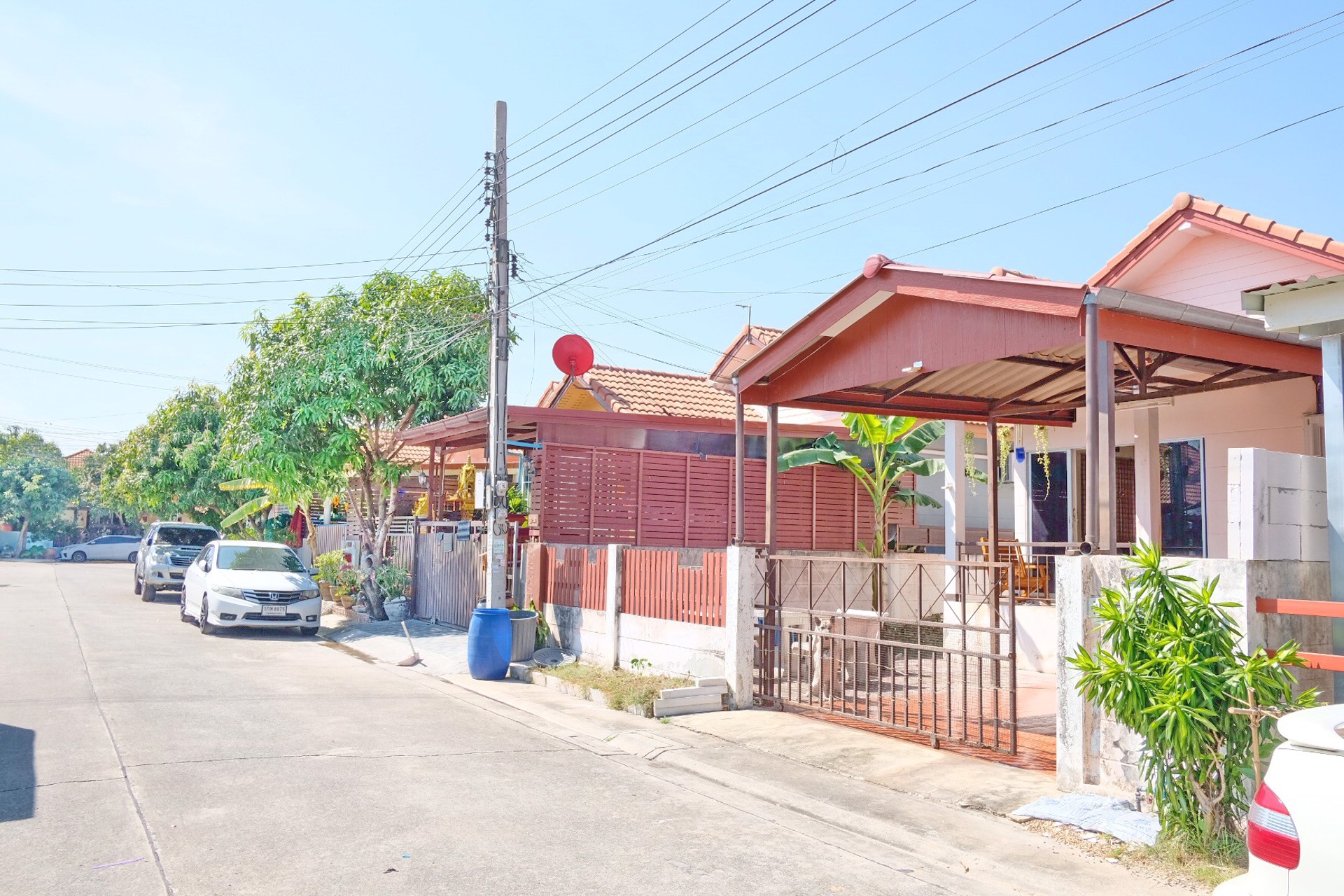 ขาย-บ้านเดี่ยว-หมู่บ้าน-วัฒนา-สุวินทวงศ์-สุวรรณภูมิ-ถนนร่วมพัฒนา-ลำต้อยติ่ง-หนองจอก-ใกล้กรมขนส่ง-พื