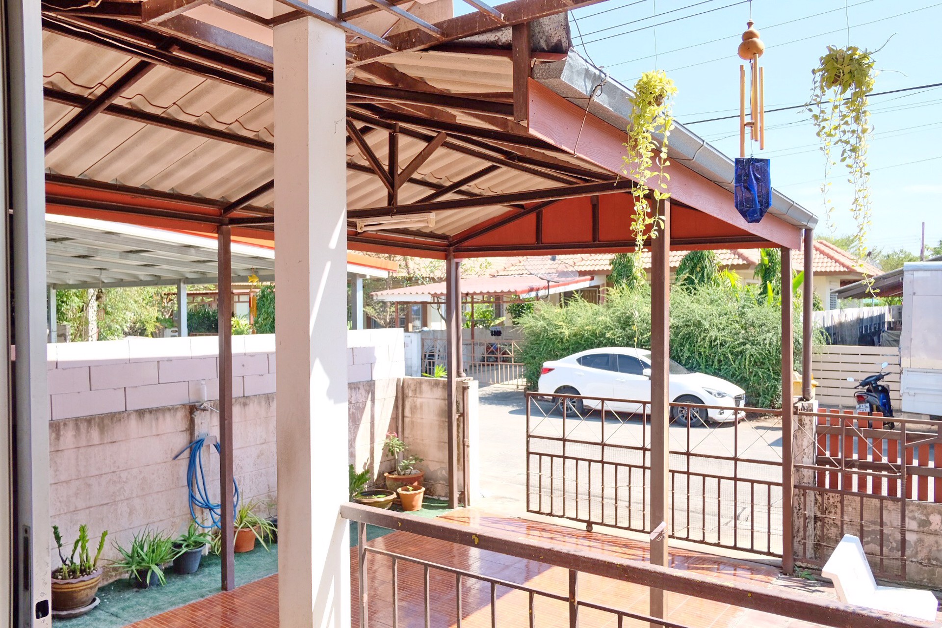 ขาย-บ้านเดี่ยว-หมู่บ้าน-วัฒนา-สุวินทวงศ์-สุวรรณภูมิ-ถนนร่วมพัฒนา-ลำต้อยติ่ง-หนองจอก-ใกล้กรมขนส่ง-พื