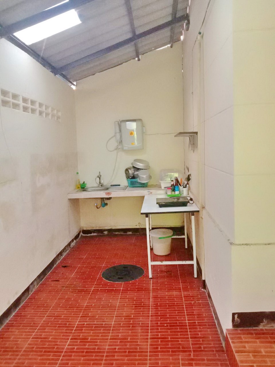 ขาย-บ้านเดี่ยว-หมู่บ้าน-วัฒนา-สุวินทวงศ์-สุวรรณภูมิ-ถนนร่วมพัฒนา-ลำต้อยติ่ง-หนองจอก-ใกล้กรมขนส่ง-พื