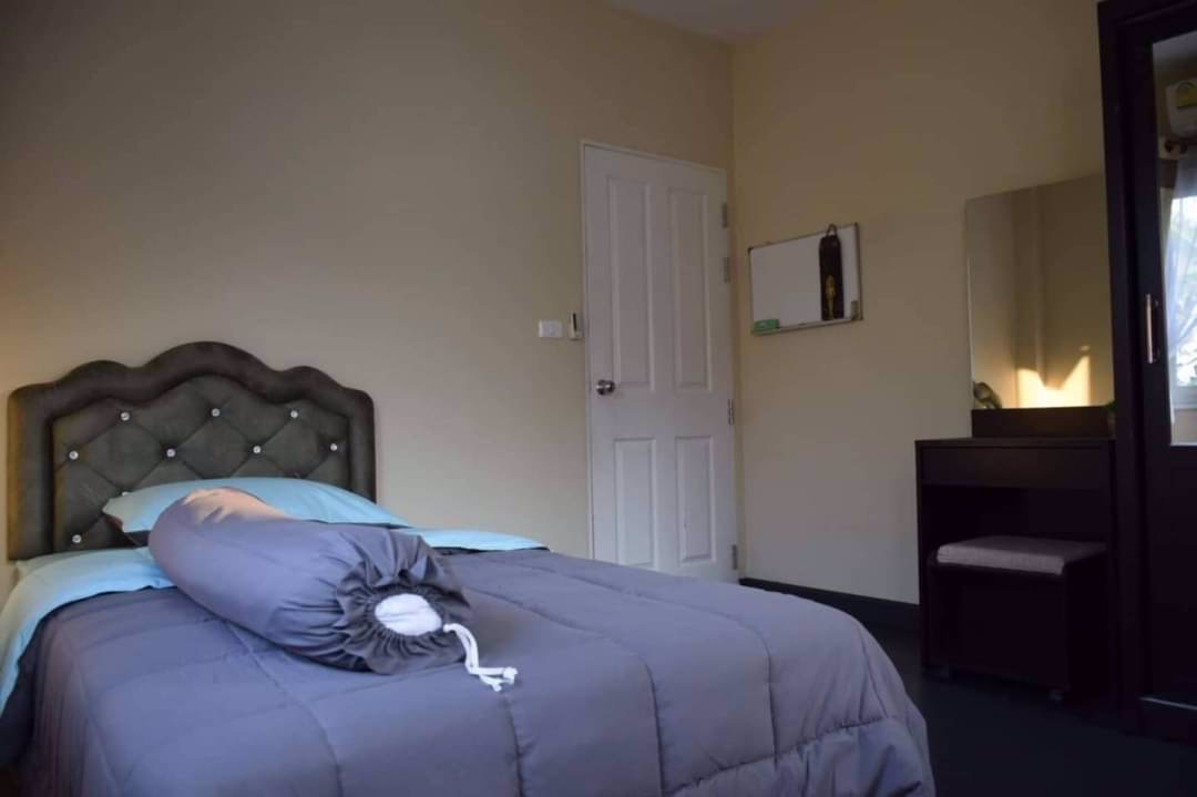 โครงการ-ดิเออบาน่า-1-ติดถนนใหญ่-เออบาน่า-1-the-urbana-1-project-on-the-main-road-urbana-1