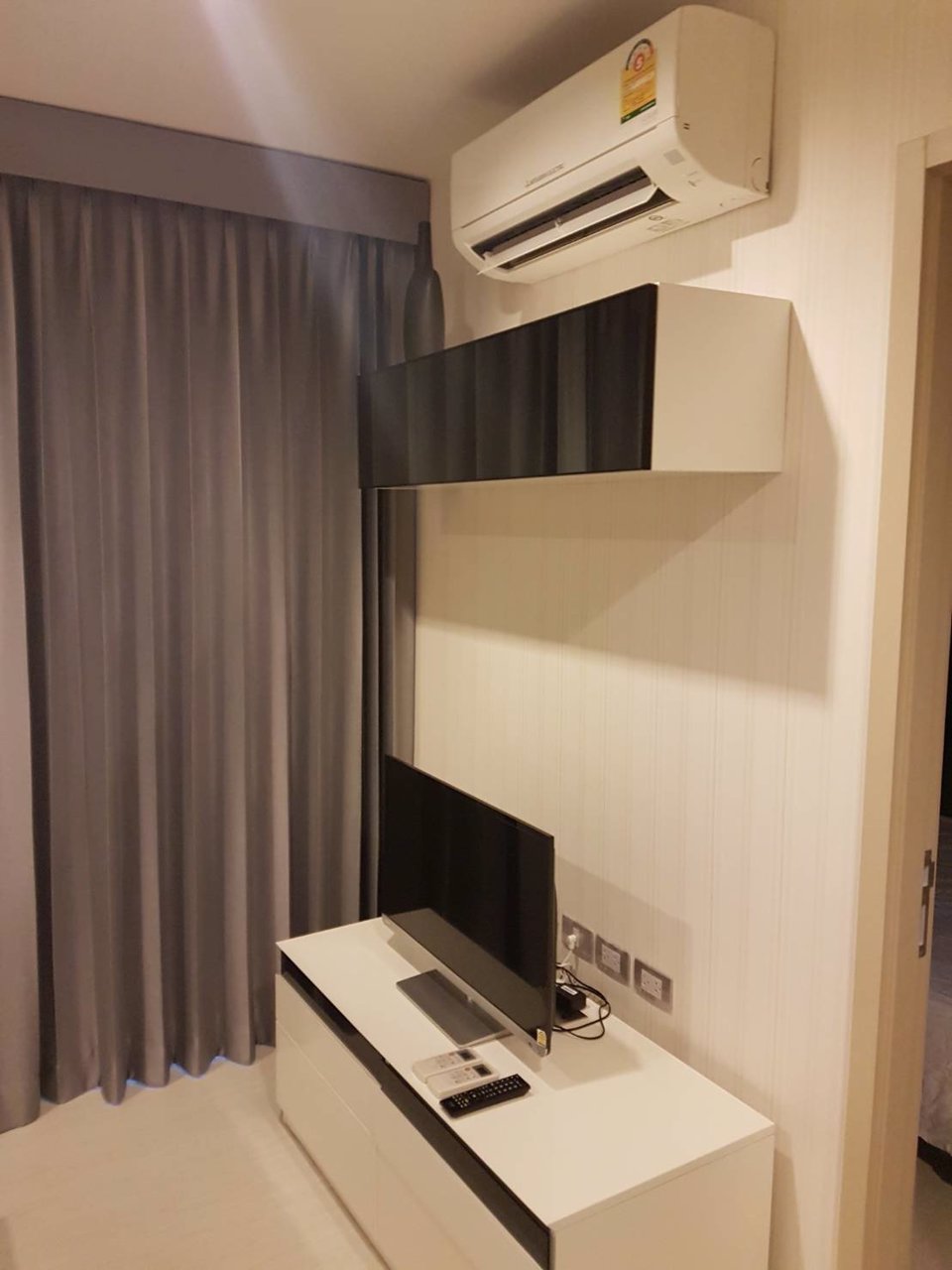 ขาย-คอนโดrhythm-sukhumvit-36-38-1นอน1น้ำ-ขนาด-33-ตรม-ตกแต่งครบ-ทำเลดี