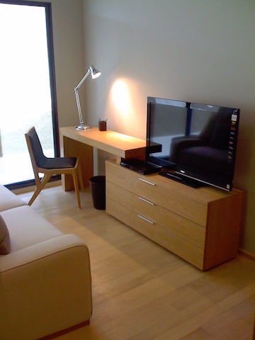 noble-refine-sukhumvit-26-fully-furnished-peaceful-bts-phrom-phong