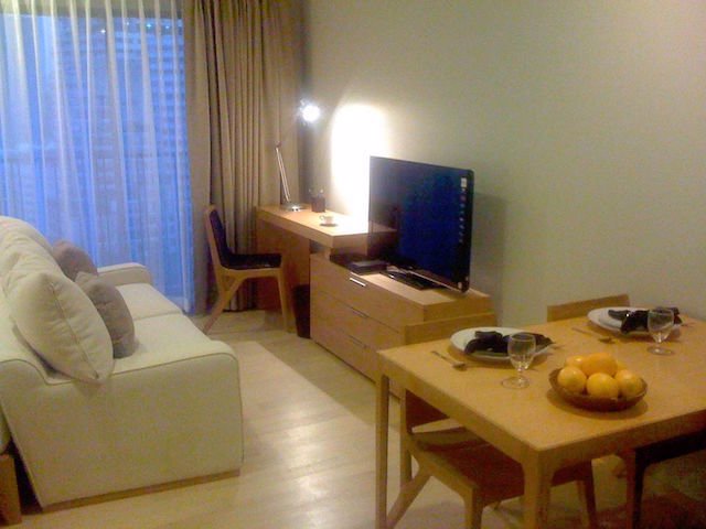 noble-refine-sukhumvit-26-fully-furnished-peaceful-bts-phrom-phong