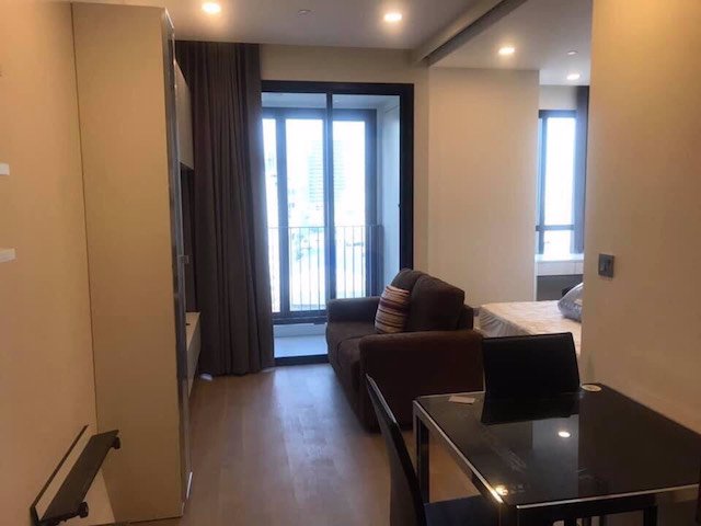 ashton-chula-silom-แต่งสวย-ready-to-move-in-sam-yan-mrt