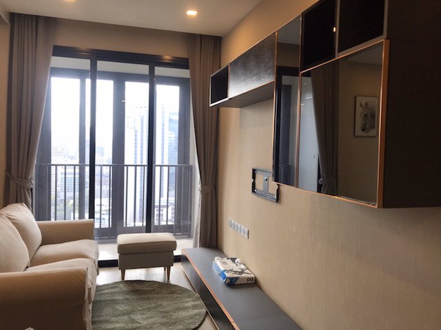 ashton-asoke-fully-furnished-beautiful-view-24th-floor-bts-asoke