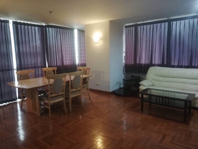 asoke-place-fully-furnished-clean-peaceful-ready-to-move-in-bts-asoke-mrt-sukhumvit
