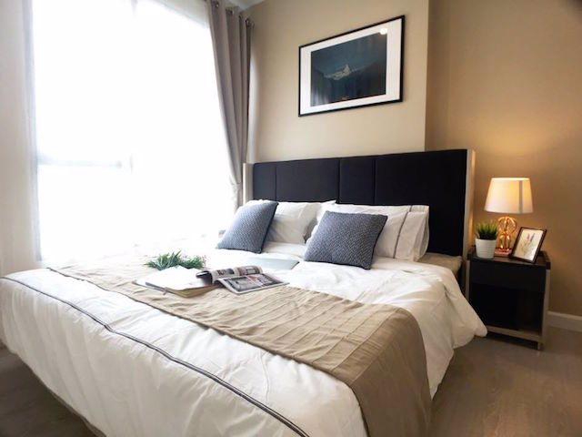 niche-pride-thong-lo-elegant-and-clean-room-bts-thonglor