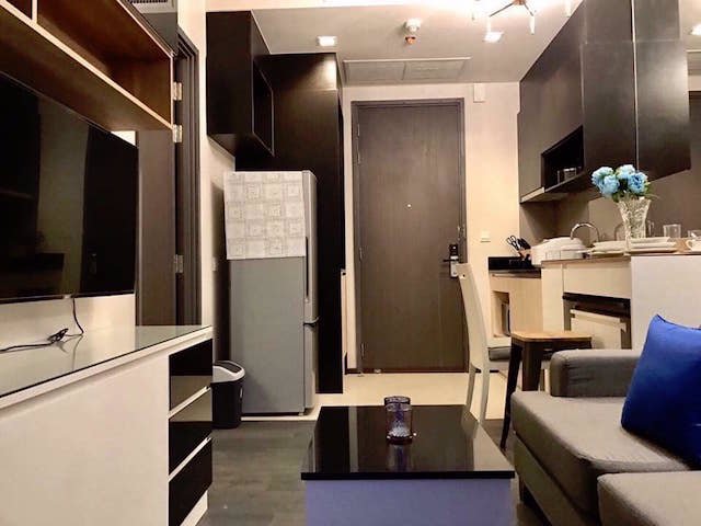 edge-sukhumvit-23-beautiful-view-near-bts-asoke-mrt-sukhumvit