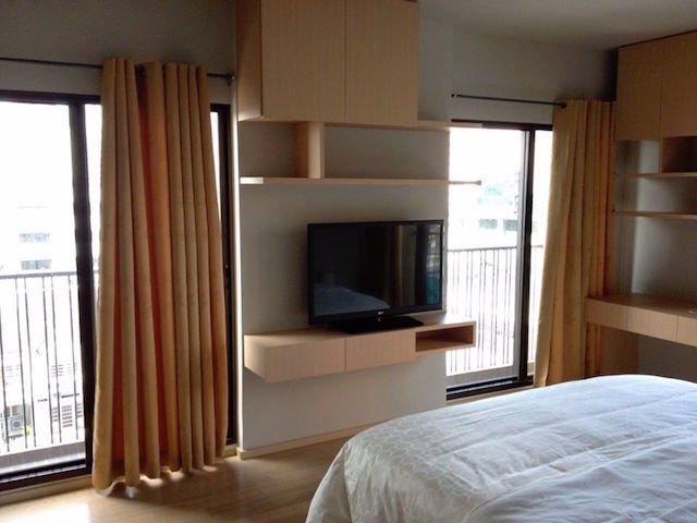 noble-refine-sukhumvit-26-beautiful-decoration-peaceful-view-bts-phrom-phong