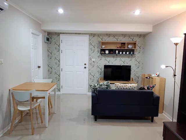 lumpini-ville-sukhumvit-77-fully-furnished-peaceful-bts-onnut