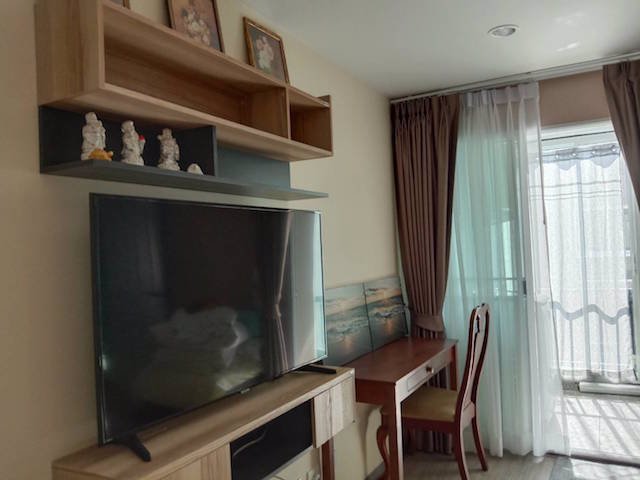 regent-home-sukhumvit-97-large-room-with-a-living-room-57-square-meters-near-bang-chak-bts