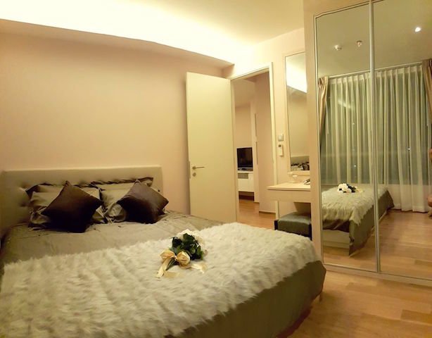 h-sukhumvit-43-2-bedrooms-beautiful-room-16th-floor-beautiful-view-bts-phrom-phong